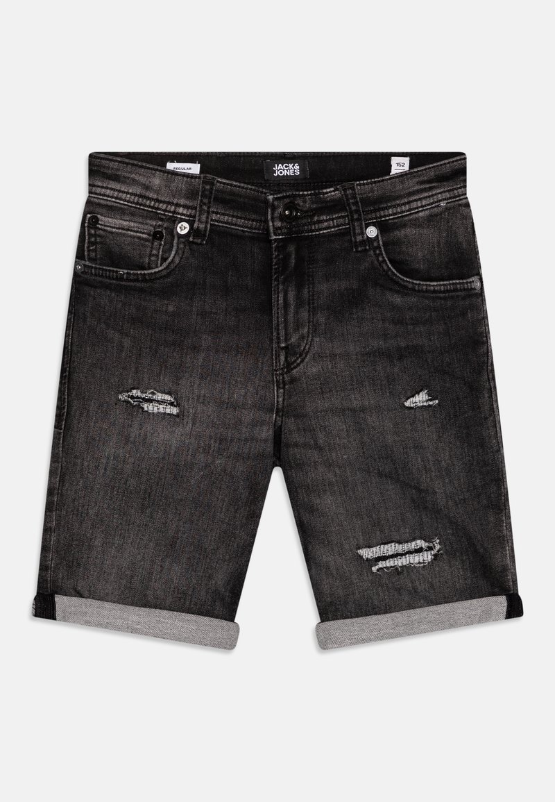 Shorts de mezclilla negra con corte regular, presentan desgastes y roturas, dobladillos enrollados y un forro interior gris claro, ofreciendo un aspecto casual.