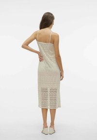 Vero Moda Robe de jour - birch