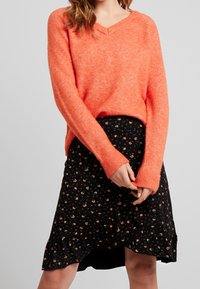 Culture Trui - orange