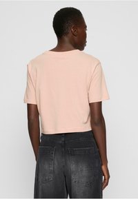 Urban Classics SHORT 2-PACK - T-shirts basic - lightrose