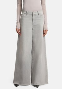 MARIE WIDE LEG - Flared Jeans - drive