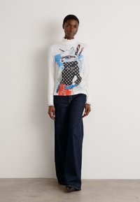 Marc Cain Top s dlhým rukávom - off-white