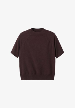 Short-sleeve sweater in dark burgundy knit. Features a ribbed crew neck and relaxed fit, with raglan sleeves and a smooth texture.