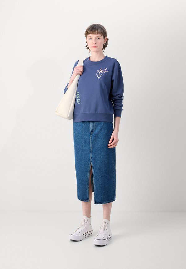 REGULAR FIT  - Sweatshirt2