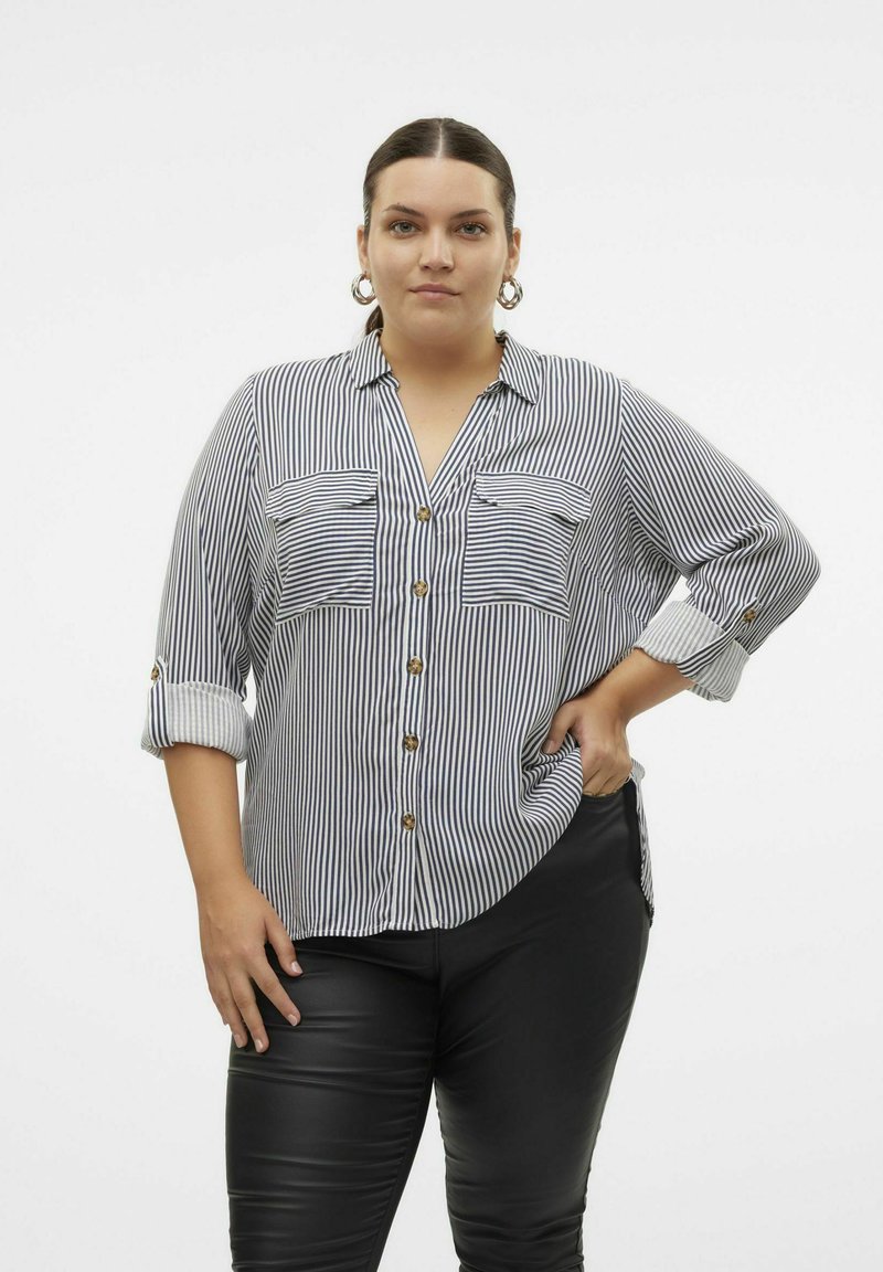 Vero Moda Curve VMBUMPY SHIRT NEW - Chemisier - snow white