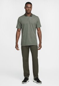 Nike Golf DRI-FIT VICTORY - Polo - cargo khaki black
