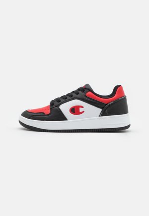 LOW CUT SHOE RD18 2.0 LOW - Basketballschuh - black/white/red