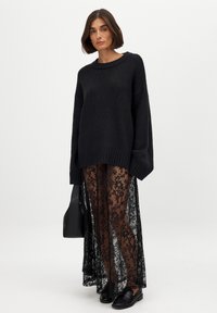 NA-KD Maxikjol - black