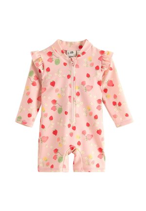Maillot de bain long rose à manches longues avec un motif de fraises et de fleurs, fermeture éclair à l'avant, et volants aux épaules. Confectionné en tissu extensible.