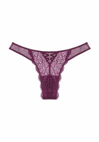 String violet en dentelle avec des motifs floraux, côtés en mesh et des sangles croisées décoratives au centre avant.