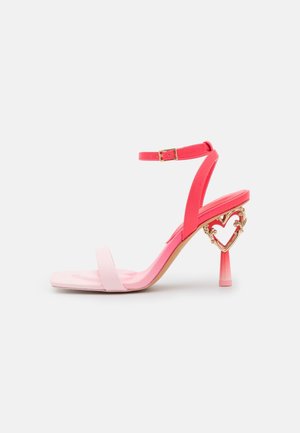 Sandales à talons hauts - red