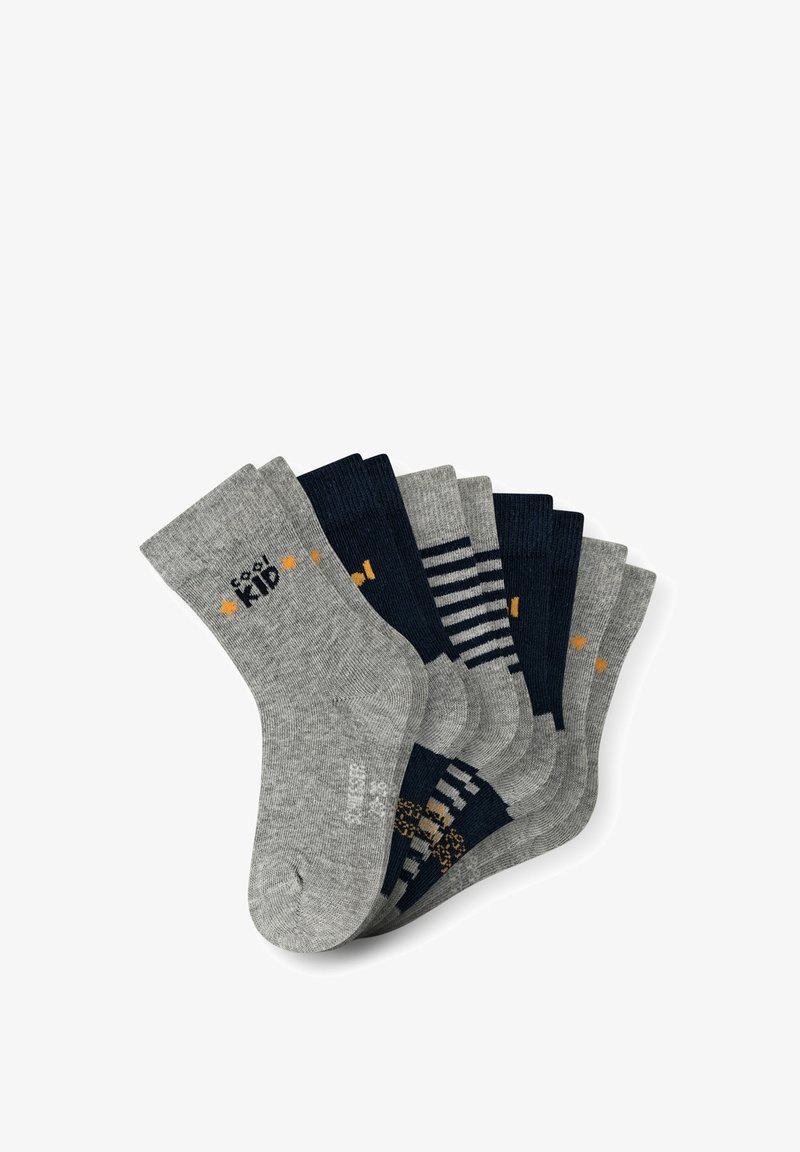 Set aus acht Baumwollsocken in Grau und Marineblau. Merkmale sind einfarbige Farben, Streifen und verspielte Grafiken mit einer weichen Textur.