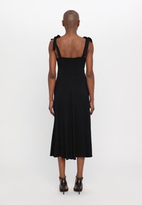 Armani Exchange Vapaa-ajan mekko - black