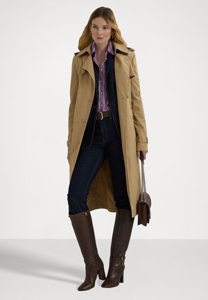 WATER REPELLENT BELTED TWILL TRENCH COAT - Kišni ogrtač - birch tan