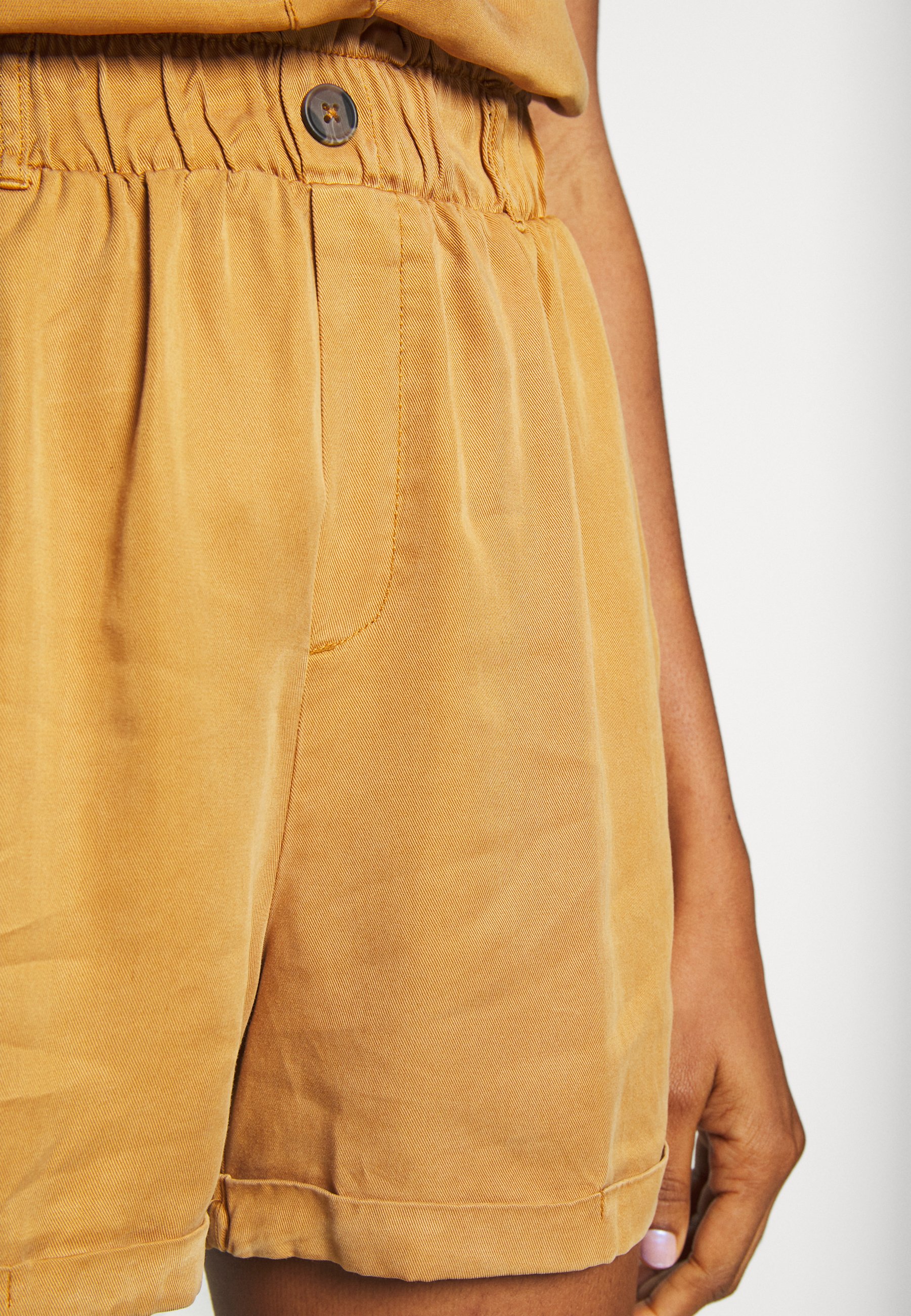 Noisy May NMMARIA Shorts brown sugar Zalando.nl Noisy May NMMARIA Shorts brown sugar Zalando.nl