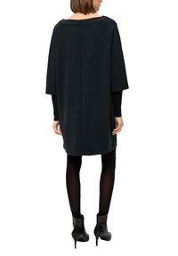 s.Oliver BLACK LABEL LOCKER GESCHNITTENES  - Freizeitkleid - navy