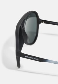 Armani Exchange Slnečné okuliare - black