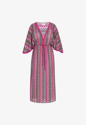 Kimono-Stil Kleid mit einem mehrfarbigen Wellenmuster in Pink, Grün und Blau, mit V-Ausschnitt, kurzen Ärmeln und einer Bindegürtel.