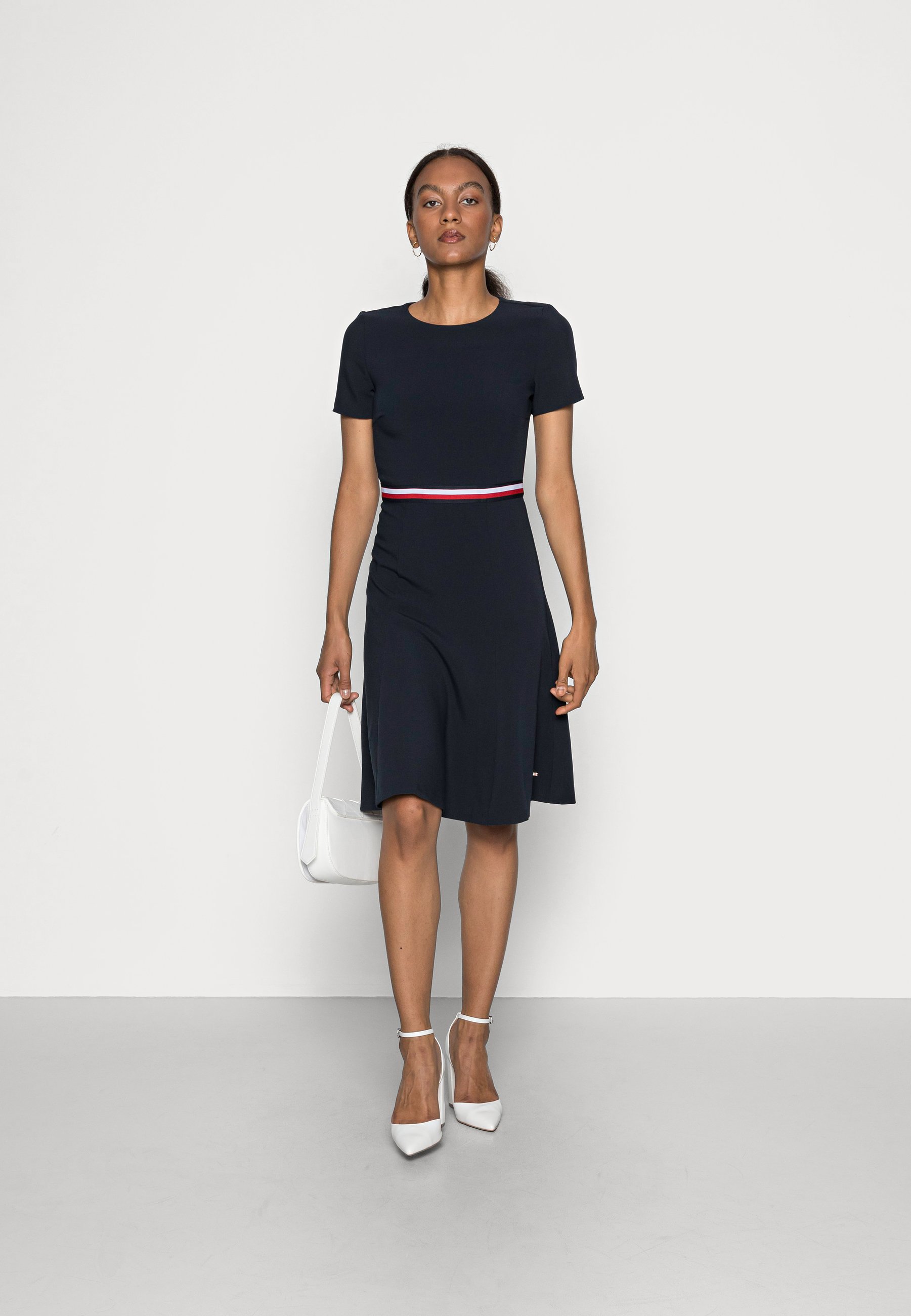Tommy Hilfiger ANGELA FIT FLARE DRESS - Cocktailkleid/festliches Kleid -  desert sky/dunkelblau - Zalando.at