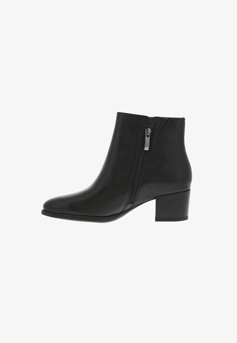 Bottines noires avec une finition en cuir lisse, un bout rond, une fermeture éclair sur le côté et un talon empilé. Design simple sans motifs visibles.