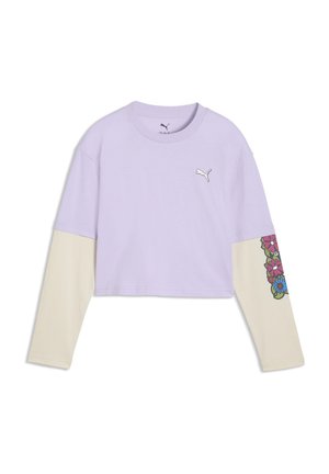 Lilla cropped langærmet top med beige nederste ærmer, blomsterprint på højre ærme og lille Puma-logo på venstre bryst.