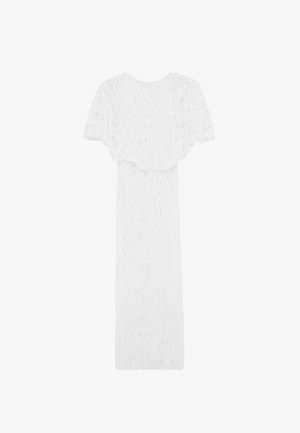 Weißes Spitzen-Midikleid mit kurzen Ärmeln und einem lockeren, geschichteten Oberteil über einem figurbetonten Rock.