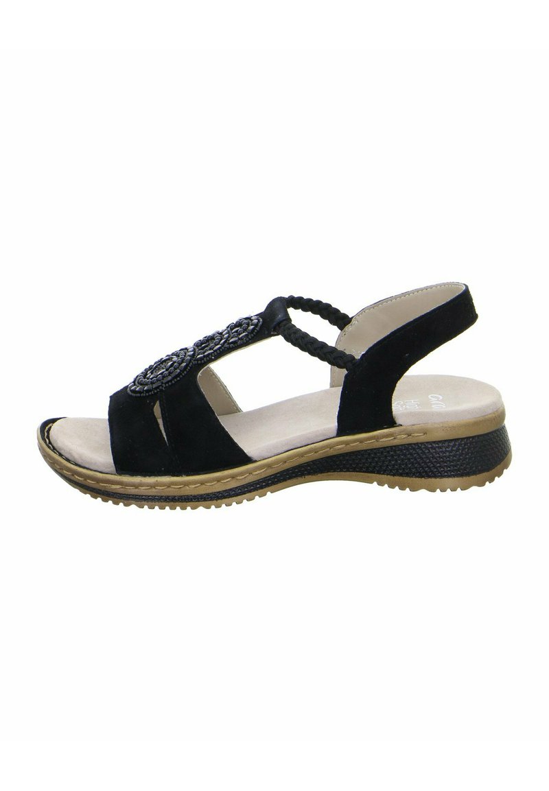 Sandalo in suede nero con design a intaglio e dettagli intrecciati. Presenta una soletta imbottita e una suola testurizzata per una migliore aderenza.