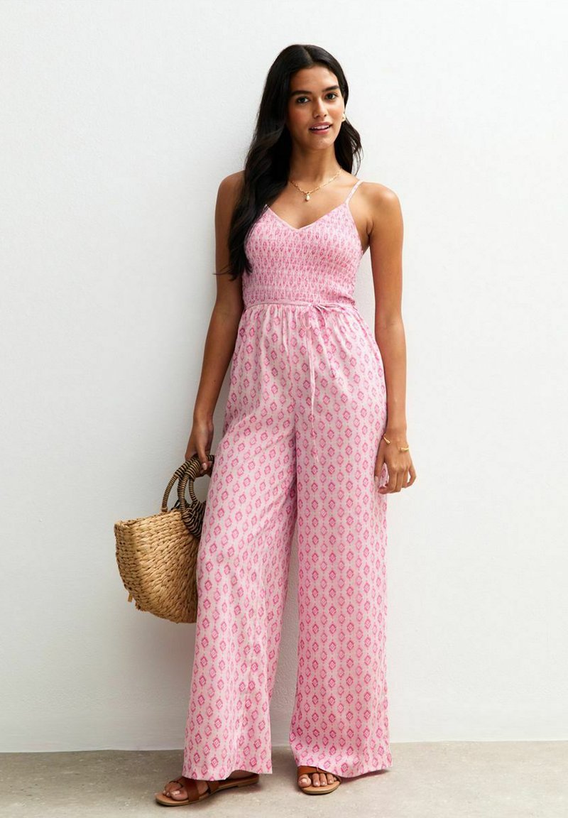 New Look ABSTRACT PRINT SHIRRED WIDE LEG - Overall / Jumpsuit - pink pattern