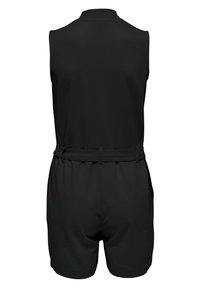 Mono negro sin mangas con cuello tipo camisa, cintura ceñida y pantalones cortos; presenta una textura suave y bolsillos.