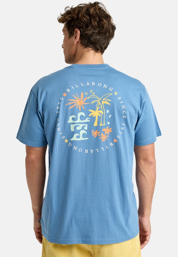 TROPPO - SHORT-SLEEVE SCREEN - Print T-shirt - clb