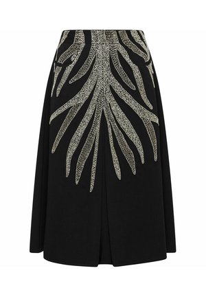 Gonna nera con un design strutturato e ricamo metallico argentato a forma di ramo che si estende dalla vita. Presenta una silhouette dritta e uno spacco.