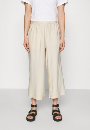 Cropped wide leg trouser - Pantalones - off white