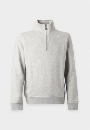 Maglione grigio chiaro a maniche lunghe con collo alto e zip a quarto e piccolo logo sul petto sinistro, realizzato in tessuto morbido.