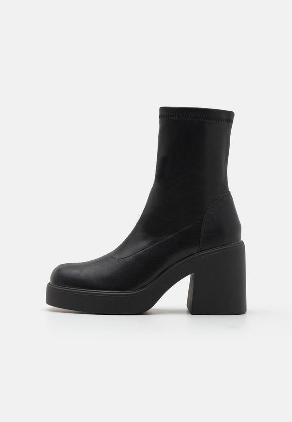 High Heel Stiefelette