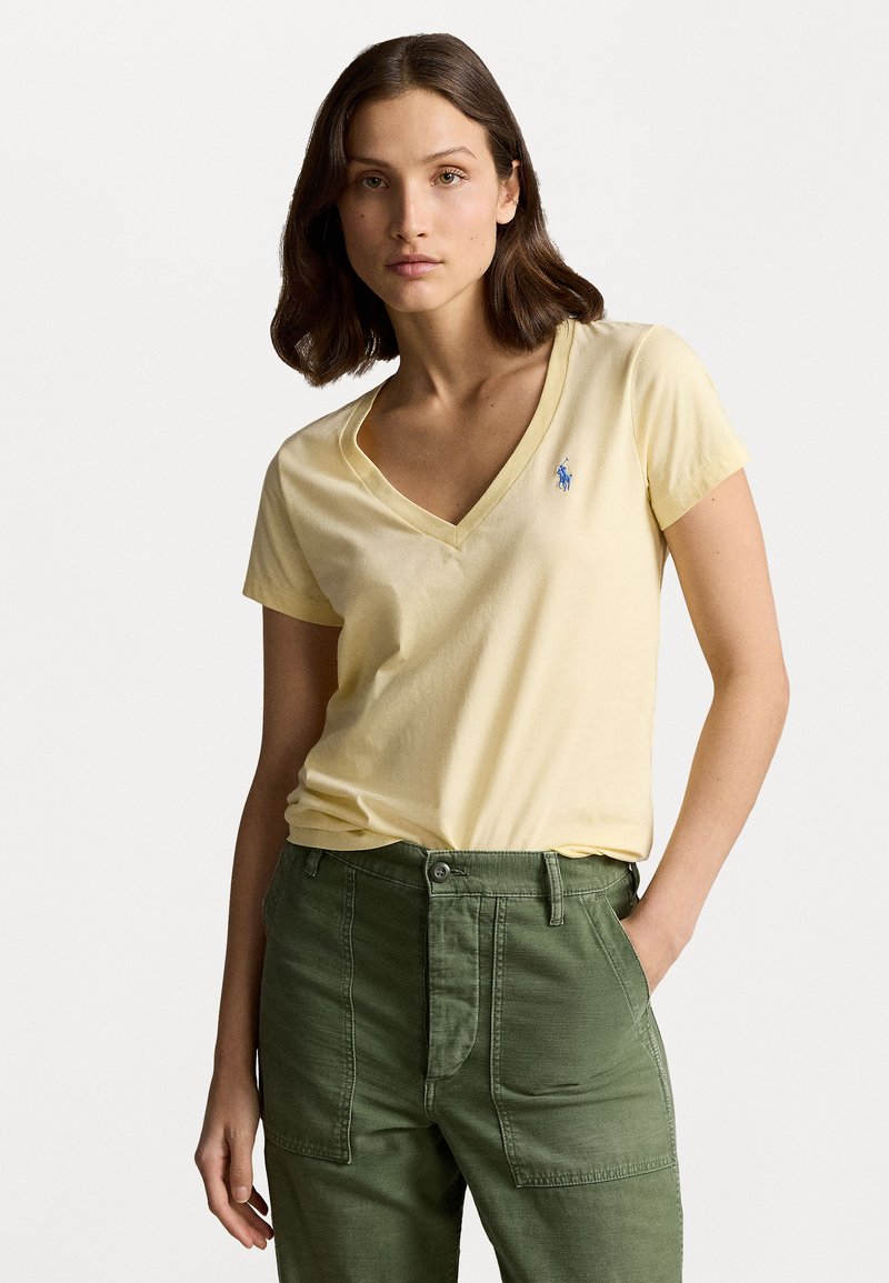 Polo Ralph Lauren COTTON JERSEY V-NECK T-SHIRT - Navadna majica - yellow