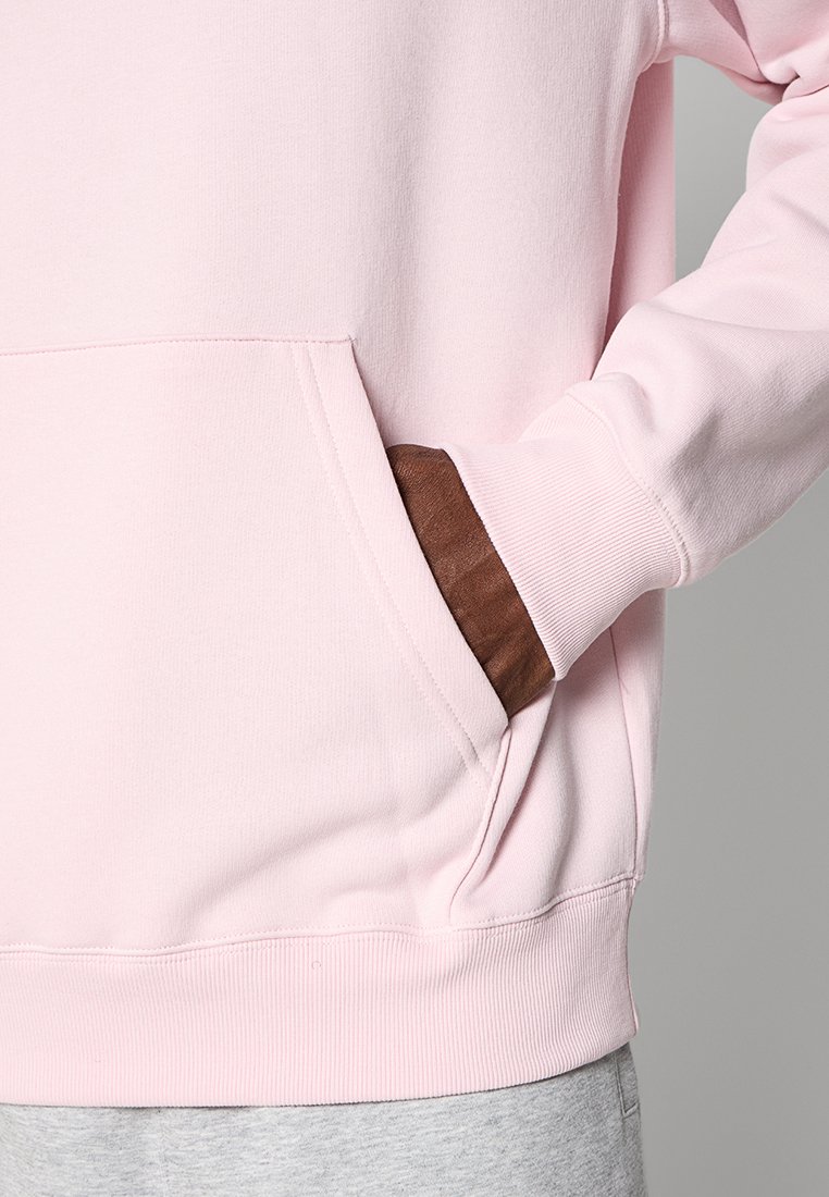 Kapuzenpullover