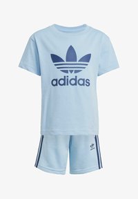 Non selezionato, clear sky