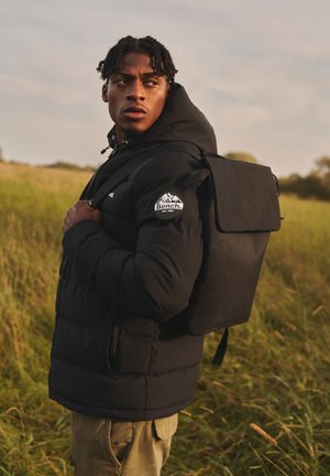 Bench CITY - Tagesrucksack - schwarz