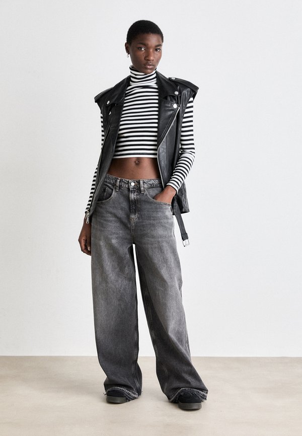 CHARLIE LOOSE  - Wide Leg4