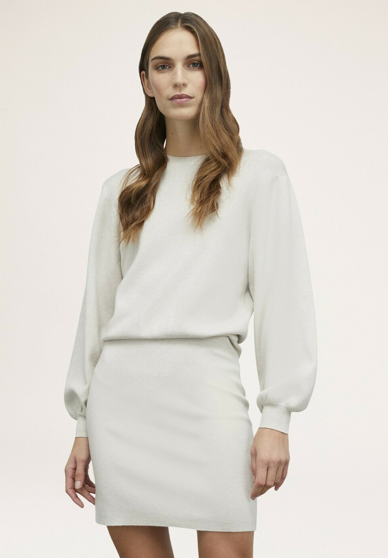 Motivi CORTO IN Tubino grigio