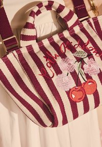 Cath Kidston Pirkinių krepšys - cherry stripe