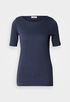 Dunkelblaues kurzärmliges T-Shirt mit rundem Ausschnitt, aus einem weichen, strukturierten Stoff gefertigt. Besitzt einen Saum, der knapp unter der Hüfte sitzt.