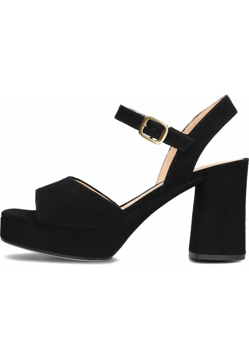 Zwarte suède high-heel sandalen met een platform, open teen, enkelbandje en gouden gesp details. Chunky blokhak voor ondersteuning.
