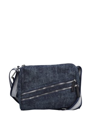 Granatowa torba na ramię z denimu z dwoma ukośnymi srebrnymi zamkami i paskiem na ramię w paski, regulowanym.