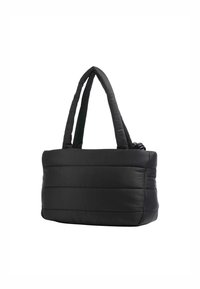 Bolso tote acolchado negro con dos asas resistentes, que presenta una forma rectangular y una costura horizontal. Textura suave.