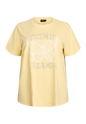 T-shirt di cotone gialla con una vestibilità ampia, caratterizzata da una grafica di farfalla e dal testo "COSMIC DREAMER" in strass sul davanti.