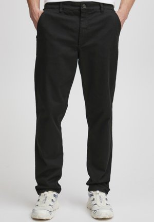 SDERICO REGULAR FIT - Kelnės - true black