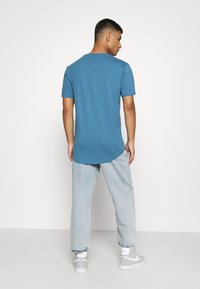 Only & Sons ONSMATT TEE 10 PACK - T-shirt básica - white/blush/bride/heather/green/papaya/icemelt/navy/black