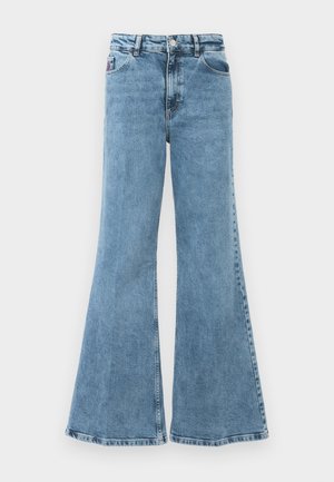NILEA - Jeans bootcut - light denim wash
