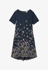 Unselected, dark navy leaves